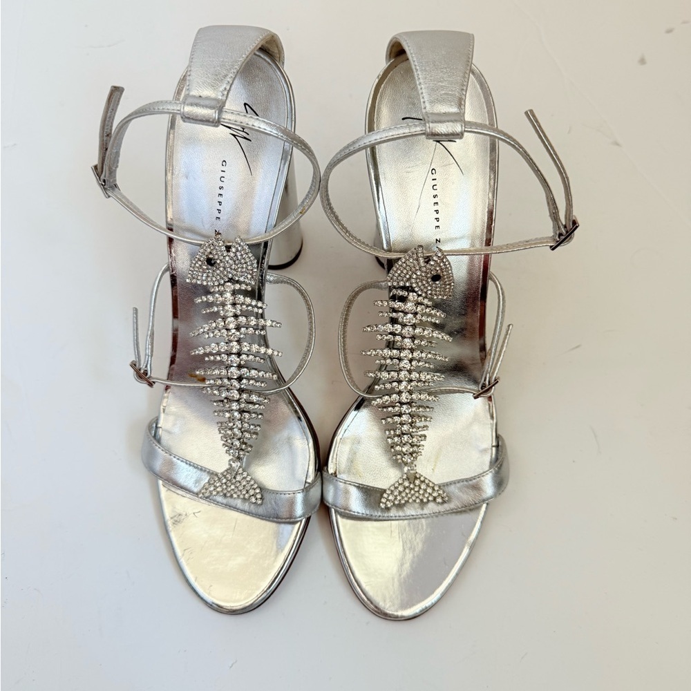 Giuseppe Zanotti Silver Leather Crystal embellished Fishbone Sandal Heels EU41.5
